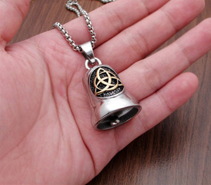 Suerte campanas vikingo Odin tótem Bell <span class=keywords><strong>tetera</strong></span> conjunto <span class=keywords><strong>de</strong></span> locomotora <span class=keywords><strong>de</strong></span> <span class=keywords><strong>la</strong></span> motocicleta al por mayor Gremlin campanas colgante - Product Image 6