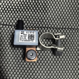 Gm Battery Positive <b>Terminal</b> Connector 13517337 Quick Disconnect For Car - Product Image 1
