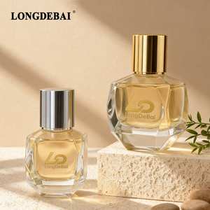 Venta al por mayor vacío claro engarzado botella de Perfume de vidrio 30ml 50ml 100mL botella de Perfume Irregular con imán tapa con caja - Product Image 5