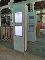 Vitrine de présentation de bijoux moderne avec éclairage LED, miroir encastré mural, verrouillable, logo personnalisable