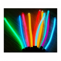 Fil EL flexible haute luminosité, éclat uniforme et lisse sans texture granuleuse. Multicolores. Pour l'éclairage des scènes de concert et de théâtre.