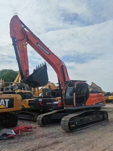 Excavatrice sur chenilles d'occasion Doosan DX225lc-9c, 22,5 tonnes, conception de rétrocaveuse, 400 heures, cabine arabe, fabrication originale coréenne, garantie 1 an - Product Image 4