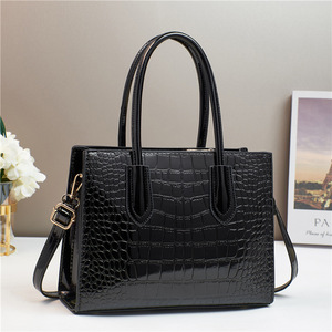 Bolsos cruzados de diseñador a la moda, de alta calidad, de piel sintética, con bordado, impermeables, bandolera, bolso de mano informal para primavera - Product Image 3