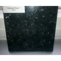 Carreaux en granit, perle d'émeraude naturelle verte 60x60, taille populaire, bon marché, en vente, 1 pièce