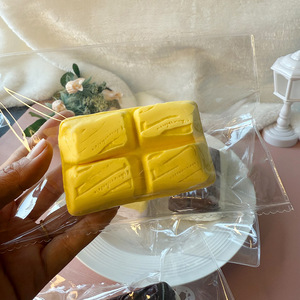 ของเล่นบีบคลายเครียดรูปบล็อกช็อกโกแลตหนาเหมือนจริง ของขวัญสำหรับเด็ก ผู้ใหญ่ สำนักงาน บ้าน ขายส่ง ของเล่นบีบคลายความเครียด - Product Image 2