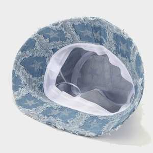 Chapeau Bob en Jean Tendance pour Femme avec Bords Effilochés et Motif Étoile – Idéal pour l'Été et les Voyages en Extérieur - Product Image 4
