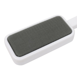 <b>Lint</b> Remover <b>Brush</b> Red Fabric Surface Portable Woolen Clothes Cleaner - Product Image 3