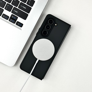 Étui de téléphone de luxe translucide magnétique en TPU+PC avec étui de ceinture pour <span class=keywords><strong>Z</strong></span> <span class=keywords><strong>Fold</strong></span> 7/6/5/<span class=keywords><strong>4</strong></span>, transparent mat antichoc - Product Image 5