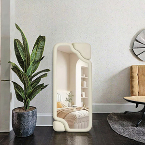 Specchio a Figura Intera Ondulato Irregolare con Cornice Color Crema a Forma di Nuvola, Specchio da Terra per Camera da Letto, Soggiorno, Arredamento Casa, Vendita all'Ingrosso - Product Image 2