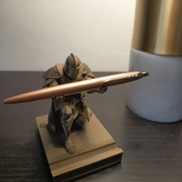 Porte-stylo Chevalier Exécutif Imprimé en 3D, Support à Crayons Guerrier, Chevalier pour Bureau, Petites Statues Décoratives