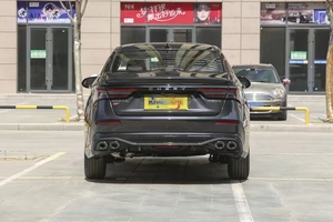 <span class=keywords><strong>Voiture</strong></span> d'<span class=keywords><strong>occasion</strong></span> 2023 Chery Arrizo 5 GT Berline 4 portes 5 places Faible kilométrage Essence Intérieur Noir <span class=keywords><strong>Automatique</strong></span> Conduite à gauche - Product Image 6