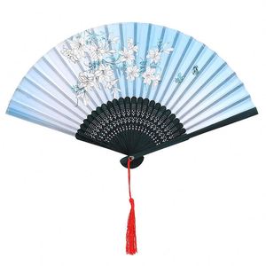 Hermoso Diseño Tradicional, Abanico Plegable de Seda Pintado a Mano con Impresión Personalizada - Product Image 3