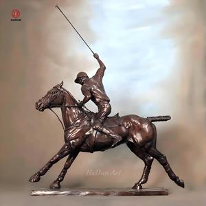 Statue de <span class=keywords><strong>cheval</strong></span> et de figurine en bronze en métal personnalisé de haute qualité pour la décoration intérieure - Product Image 6
