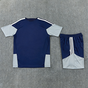 Uniformes de Fútbol de Verano 26/27 Madrid Conjunto de Uniforme de Entrenamiento de Manga Corta Camiseta de Fútbol Europeo Transpirable de Poliéster - Product Image 3