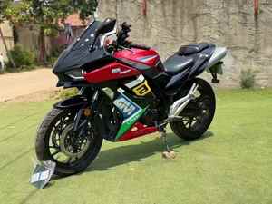 Venta al por Mayor <span class=keywords><strong>de</strong></span> Motocicleta Todoterreno <span class=keywords><strong>Supermotard</strong></span> <span class=keywords><strong>de</strong></span> Carreras <span class=keywords><strong>de</strong></span> 200cc con Motor Monocilíndrico <span class=keywords><strong>de</strong></span> 2 Tiempos - Product Image 5