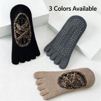 Chaussettes de yoga premium 2026 à cinq doigts pour femmes, en coton peigné, antidérapantes avec grip en silicone, croisées, pour Pilates, ballet et danse
