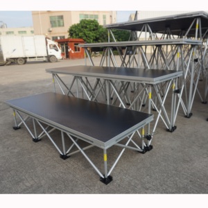 เวทีพกพาแบบพับได้ ทำจากไม้อัดและอลูมิเนียม - Product Image 2