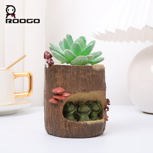 Vente en gros de jardinière miniature en résine rustique à grain de bois <span class=keywords><strong>souche</strong></span> de jardin <span class=keywords><strong>d</strong></span>écorative avec histoire de fée <span class=keywords><strong>d</strong></span>'animal et de maison <span class=keywords><strong>d</strong></span>'<span class=keywords><strong>arbre</strong></span> pour un usage domestique - Product Image 2