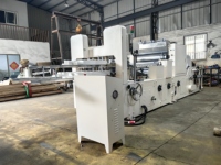 Machine de pliage de serviettes en papier à haute capacité et 4 sorties, fabriquée en usine, avec certification CE, pour la production de papier de serviette