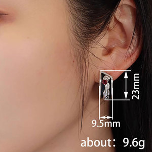 Boucles d'oreilles en plumes unisexes, coloris noir et rouge, boucles d'oreilles pour usage quotidien, accessoires d'oreille de style rétro - Product Image 6