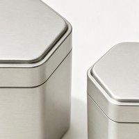 Boîte de rangement hermétique hexagonale en fer blanc de qualité alimentaire Yixinli pour thé, snacks et bonbons – Fournisseur en gros avec logo personnalisé