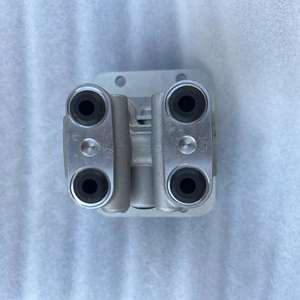 Suku Cadang Excavator EC250D EC300D Katup Pedal Penggerak Katup Pilot Kualitas Bagus VOE14612098 - Product Image 4