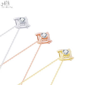 Collar de Cadena Fina Minimalista con Colgante de Diamantes Naturales Pequeños en Oro Sólido de 18K para Mujer, Venta al Por Mayor - Product Image 4