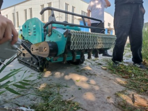 Nouvelle tondeuse à gazon à chenilles Pump Koppl, mini tondeuse à gazon chinoise, tondeuse à gazon à chenilles télécommandée - Product Image 6