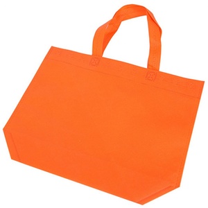Vente directe usine – Sacs cadeaux haut de gamme en tissu tissé, épais et recouverts d'un film, sacs de retour cadeaux, sacs multicolores - Product Image 5