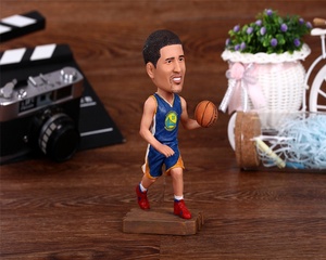 Nouveau Design de Figurine en résine <span class=keywords><strong>NBA</strong></span> <span class=keywords><strong>Sport</strong></span> Bobblehead personnalisé pour cadeau promotionnel - Product Image 2
