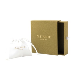 Hộp Đóng Gói Trang Sức Bằng Giấy Thủ Công Màu Vàng Sang Trọng Hộp Trang Sức Bằng Bìa Cứng Chất Lượng Cao Tùy Chỉnh Có Logo - Product Image 4