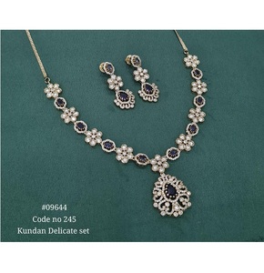 Ensemble de collier Kundan finition Mehendi 09644 avec boucles d'oreilles assorties pour femmes, bijoux pour occasions festives et mariages - Product Image 3