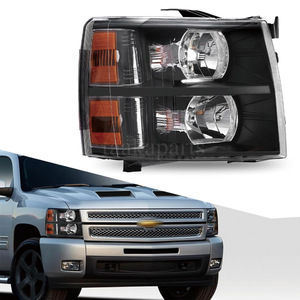 Faros Delanteros para Chevrolet Silverado 2007-2013, Halógenos, Semi-Ensamblados, Negros, Repuestos - Product Image 2