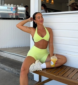 Set Sportivo Senza Cuciture per Donna, Vendita Calda, per Corsa, Allenamento e Yoga, con Reggiseno Sportivo Oversize - Product Image 4