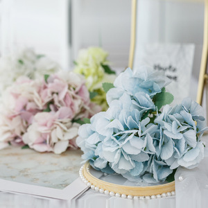 Arrangement de fleurs d'hortensia artificielles, fleurs en soie bleues, roses, blanches, décorations de mariage, bouquet, décoration de la maison - Product Image 1