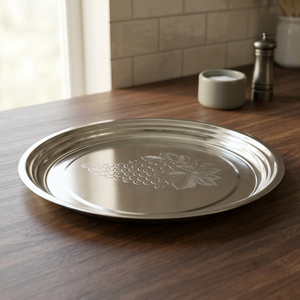 Plateau de service ovale en acier inoxydable de qualité supérieure avec motif de feuille de vigne en relief, finition argentée polie, plateau de service décoratif pour aliments - Product Image 4
