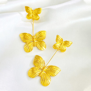 Golden Butterfly Stud Dangle Designer 18K Gold Plated Luxury Elegant Double Butterfly Drop Pendientes para mujer - Product Image 1