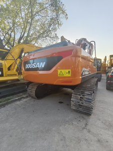รถขุดตีนตะขาบ Doosan DX225LCA ขนาด 22 ตัน รถขุดดินมือสอง พร้อมเครื่องยนต์และเกียร์ อะไหล่แท้ กำลัง 127 กิโลวัตต์ - Product Image 3