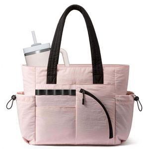 Fashion <b>Custom</b> Unisex Sports Tote Bag Women's Tote Handbags Puffer Bag Lightweight Quilted Yoga Bags with Compartment for Women - Product Image 1