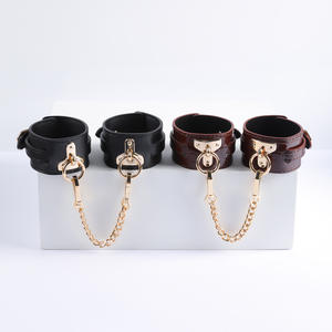 Jouets sexuels pour couples adultes SM de haute qualité, ensemble de jouets de contrainte et d'entraînement à la punition sexuelle avec menottes - Product Image 4