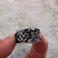 Bague Marteau Viking Nordique Personnalisée pour Homme, Plaqué Or 18K, Acier Inoxydable, Thor Mjolnir, Style Punk, Mythologie Nordique, Déclaration Masculine