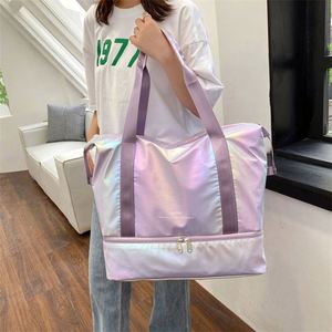 Sac de voyage pour femme, coloré et scintillant, avec compartiment pour chaussures, séparation sec/humide, idéal pour le sport, la gym et le fitness - Product Image 3