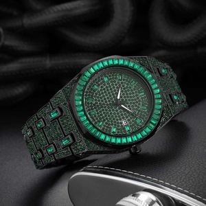 Sang Trọng Cổ Điển Màu Xanh Lá Cây Kim Cương Nhật Bản Thạch Anh Ngày Đồng Hồ Người Đàn Ông Cổ Tay Bling Hip Hop Iced Ra Đồng Hồ Cho Nam Giới - Product Image 3
