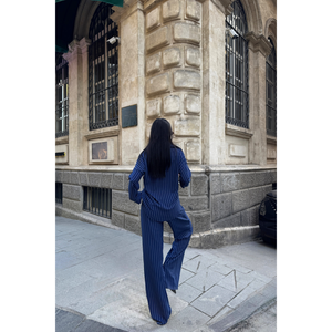 Conjunto Casual de 2 Piezas a Rayas Azul Marino, Top Deportivo con Capucha y Pantalones Cortos, Conjunto de Invierno - Product Image 1