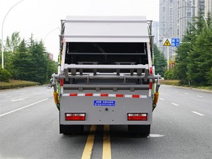 Camion de ramassage des déchets compact et efficace Dongfeng 4X2 7/10m³ pour le nettoyage des rues municipales - Product Image 5