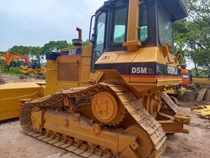 Bulldozer Usado Caterpillar D5M XL, Motor Cummins de 50 HP, Capacidad de Empuje de 4 m, Equipo de Construcción de Tipo Oruga de 5000 kg - Product Image 1