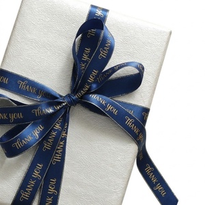 Boîte à fleurs personnalisée avec logo de marque imprimé, emballage pour accessoires capillaires, ruban cadeau brillant en feuille d'or de luxe pour l'emballage - Product Image 2