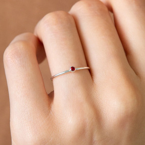Ensemble de bagues de fiançailles et de mariage pour femmes, tendance, certifiées par une tierce partie, en acier inoxydable plaqué or, design géométrique, micro-incrustation 18K - Product Image 3