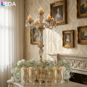 Candelabro LEDA para Decoración de Mesa, Estilo Retro, 6 Brazos, Color Dorado, Portavelas de Cristal Transparente para Bodas - Product Image 1