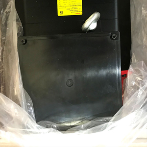 A06B-1451-B200 Nuevo Motor de Husillo AC Original FANUC Plc - Product Image 3